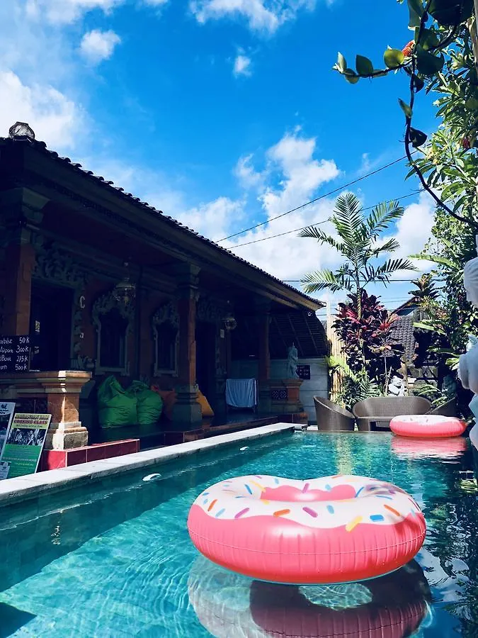 Inn Between Ubud 0*,